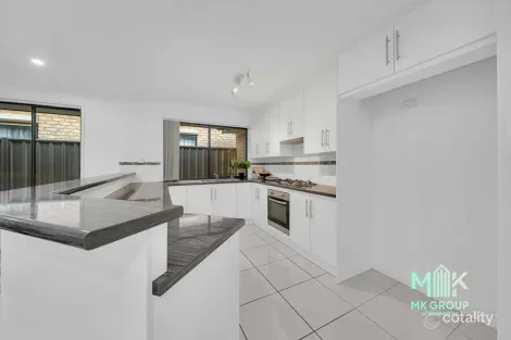 Property photo of 3 Xavier Place Parafield Gardens SA 5107