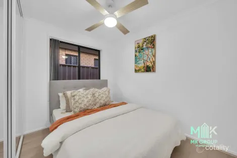Property photo of 3 Xavier Place Parafield Gardens SA 5107