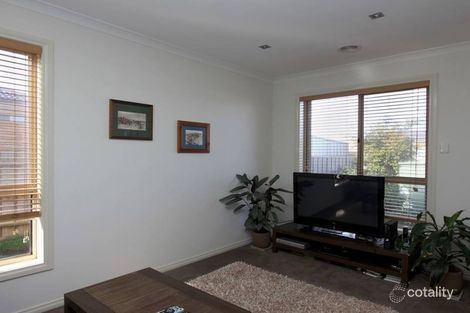 Property photo of 2/2 Stable Drive Truganina VIC 3029