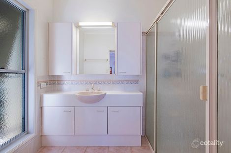 3 Bangalow St, Minyama, QLD 4575