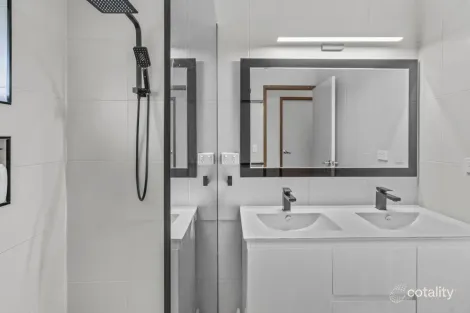 Property photo of 24 Bordeau Crescent Petrie QLD 4502