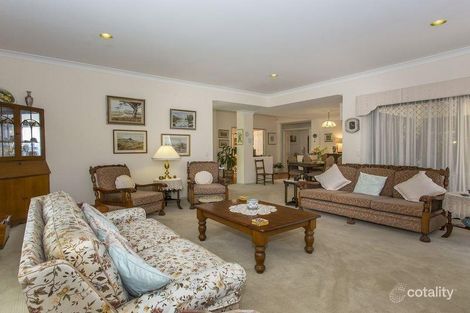 Property photo of 7 Drysdale Crescent Brookfield QLD 4069