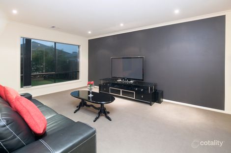Property photo of 26 Skipperstone Glen Narre Warren South VIC 3805