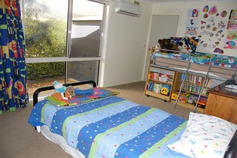 Property photo of 40 Fourth Avenue Raymond Island VIC 3880