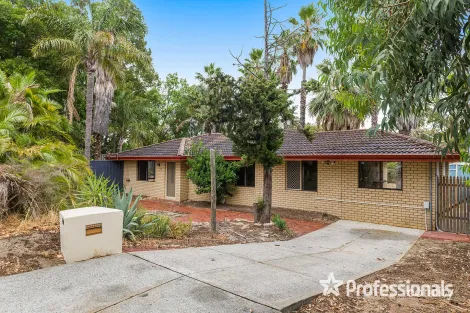 Property photo of 40 Barlow Way Balga WA 6061