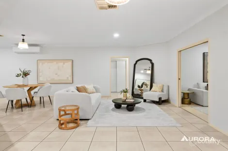 Property photo of 18 Warrington Street Robertson QLD 4109