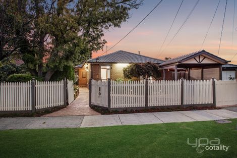 5 Baxter Cl, Gladstone Park, VIC 3043