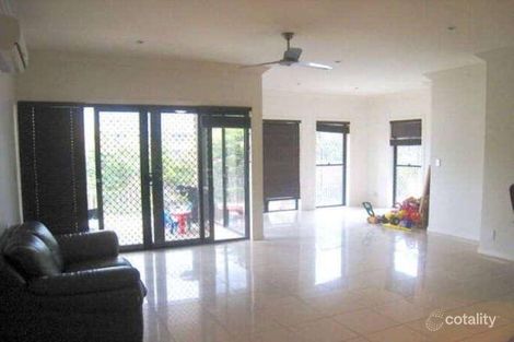 Property photo of 4 Lantau Crescent Varsity Lakes QLD 4227