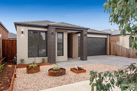 Property photo of 16 Argenta Street Mickleham VIC 3064