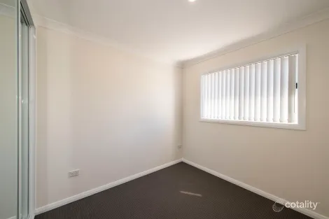 Property photo of 38 Algie Crescent Kingswood NSW 2747