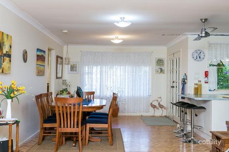 Property photo of 4 Kapala Avenue Summerland Point NSW 2259