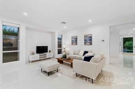 Property photo of 13 Greenslope Drive Bushmead WA 6055