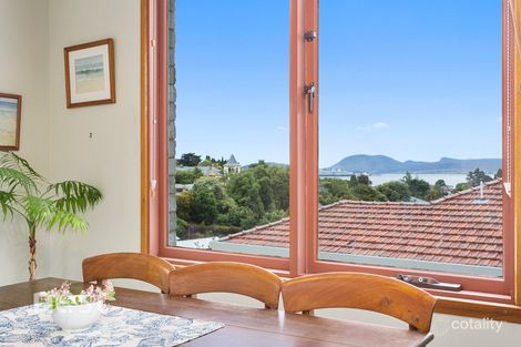 Property photo of 4/13 Wayne Avenue Sandy Bay TAS 7005