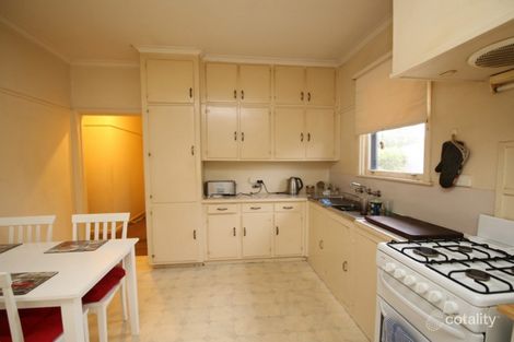 Property photo of 18 Meadows Avenue Benalla VIC 3672