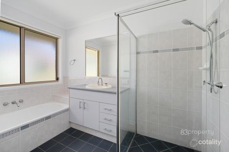 Property photo of 58 Bentley Drive Regency Downs QLD 4341