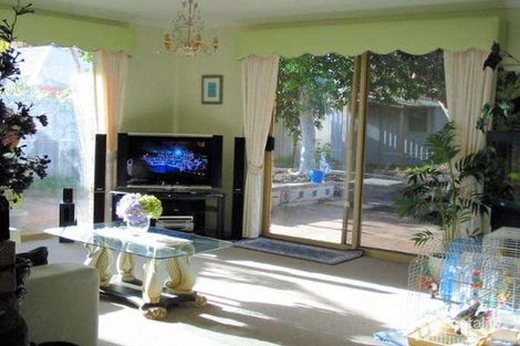 Property photo of 3 Fussel Green Stratton WA 6056