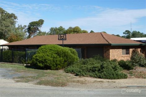 2 Paradise St, Burra, SA 5417