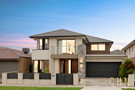 10 WINJEEL AVE, POINT COOK, VIC 3030