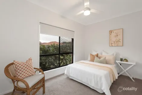 Property photo of 8 Goldcrest Drive Upper Coomera QLD 4209