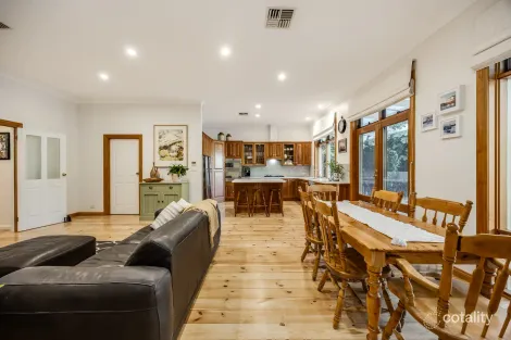 Property photo of 12 Oakleigh Avenue Magill SA 5072