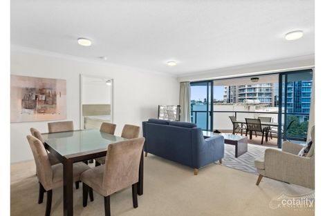 Property photo of 24/45 Deakin Street Kangaroo Point QLD 4169