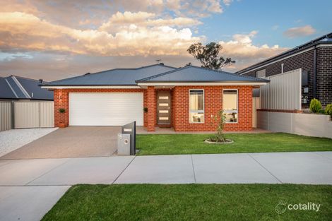 Property photo of 15 Grieve Way Wodonga VIC 3690