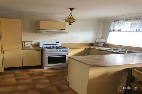 Property photo of 3 Peace Avenue St Clair NSW 2759