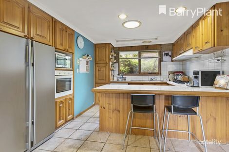 Property photo of 13 Lentara Crescent Wyndham Vale VIC 3024
