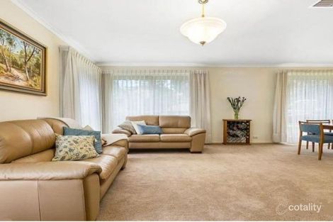 Property photo of 32 Koolkuna Avenue Doncaster VIC 3108