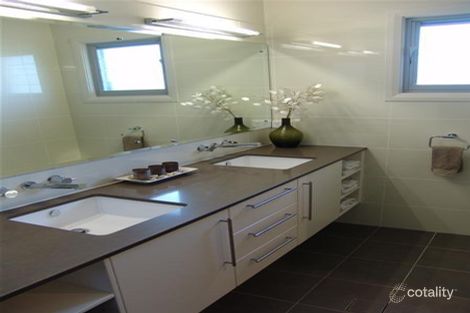 Property photo of 1 Stokes Street Redhead NSW 2290