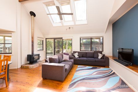 Property photo of 32 Willowbank Place Gerringong NSW 2534