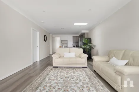 Property photo of 25 Mulwala Drive Doreen VIC 3754