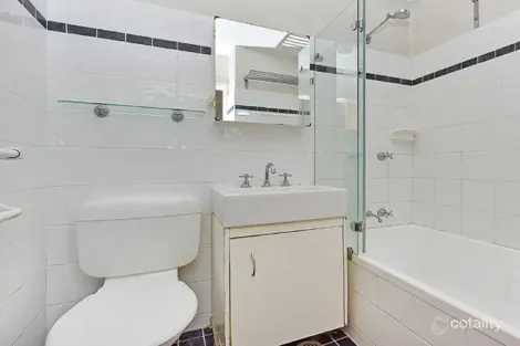 Property photo of 20/21 Edgeworth David Avenue Hornsby NSW 2077