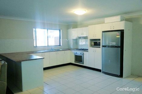 Property photo of 4/7 Chertsey Avenue Bankstown NSW 2200