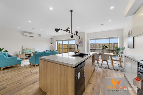 Property photo of 40 Tartan Drive Clyde North VIC 3978