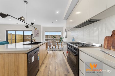 Property photo of 40 Tartan Drive Clyde North VIC 3978