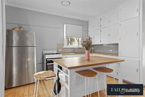 Property photo of 2 Batchelor Crescent Wangaratta VIC 3677