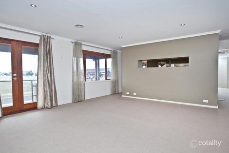Property photo of 1 St Leonards Avenue Derrimut VIC 3026