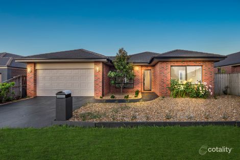 Property photo of 19 Flametree Circuit Cranbourne VIC 3977