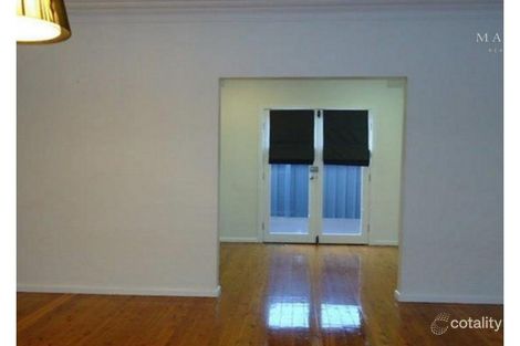 Property photo of 32 Manoora Avenue Mount Austin NSW 2650