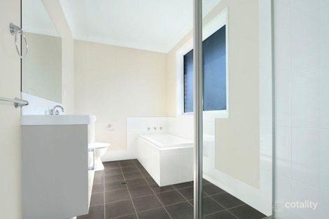 Property photo of 2 Gahnia Avenue Figtree NSW 2525
