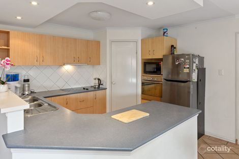 Property photo of 71 Oxford Parade Forest Lake QLD 4078