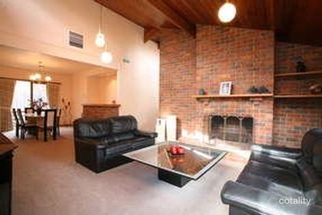 Property photo of 3 Hakea Place Rowville VIC 3178