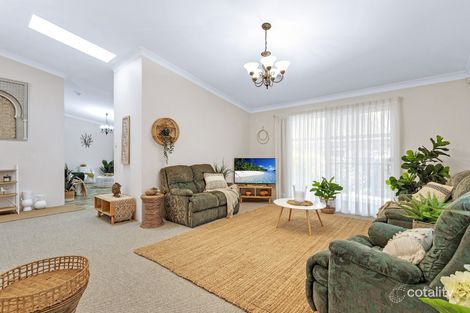 Property photo of 33 Jasmine Drive Bomaderry NSW 2541