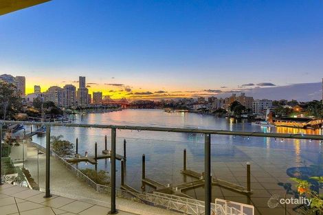 Property photo of 12/98 Thorn Street Kangaroo Point QLD 4169
