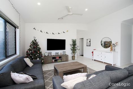 Property photo of 4 Waterfern Way Ripley QLD 4306