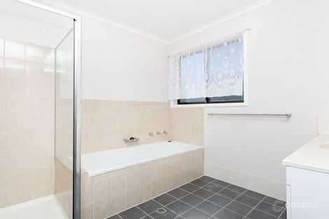 Property photo of 17/11 Donald Road Queanbeyan NSW 2620