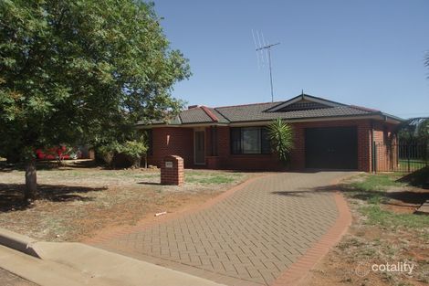 64 Best St, Parkes, NSW 2870