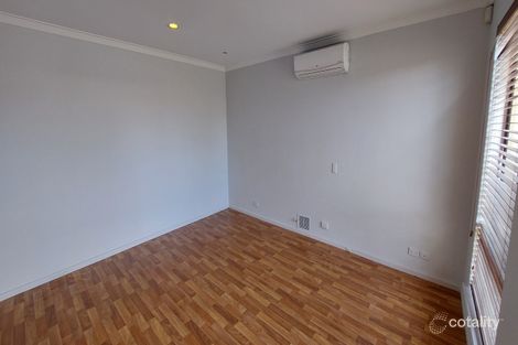 Property photo of 6 Tobin Way Cooloongup WA 6168
