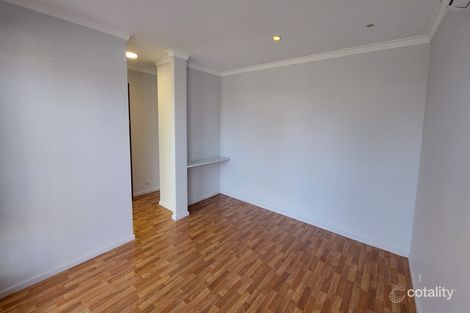 Property photo of 6 Tobin Way Cooloongup WA 6168